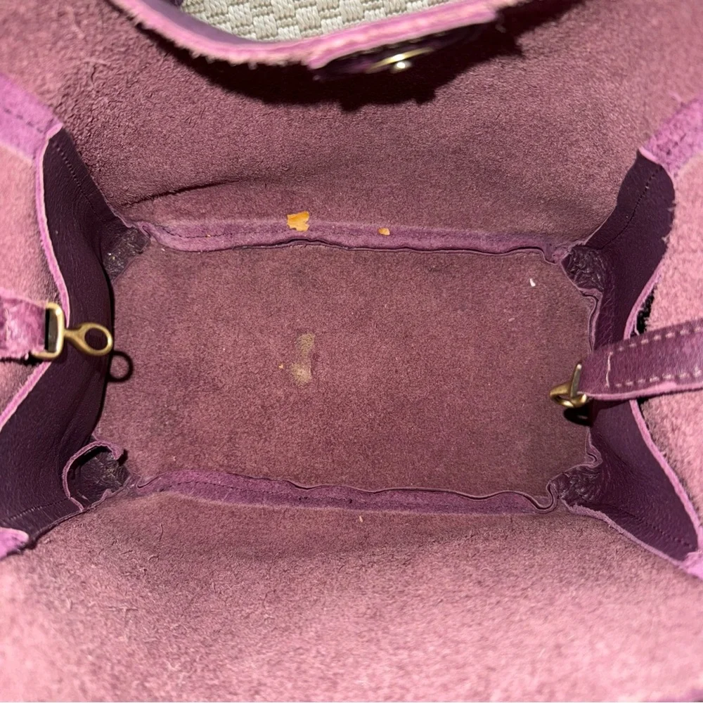 portland leather pebbled leather plum color butterfly bucket bag - Picture 4 of 5